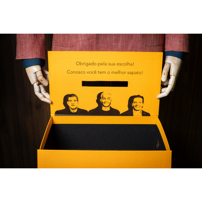 Yellow Box At (caixa De Presente)
