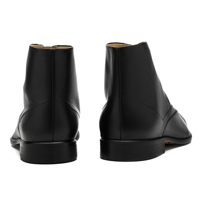 Bota Social Carmona Preta