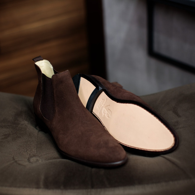 Bota Chelsea Masculina Granada Camurça Café 