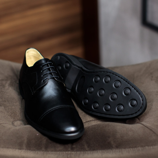 Sapato Social Derby Irun Preto - Sola Borracha