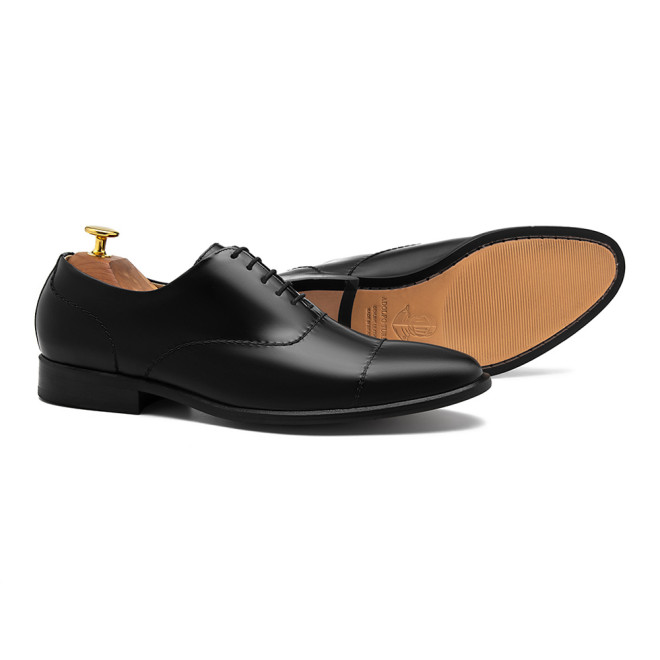 Sapato Social Wholecut Oxford Basco Preto